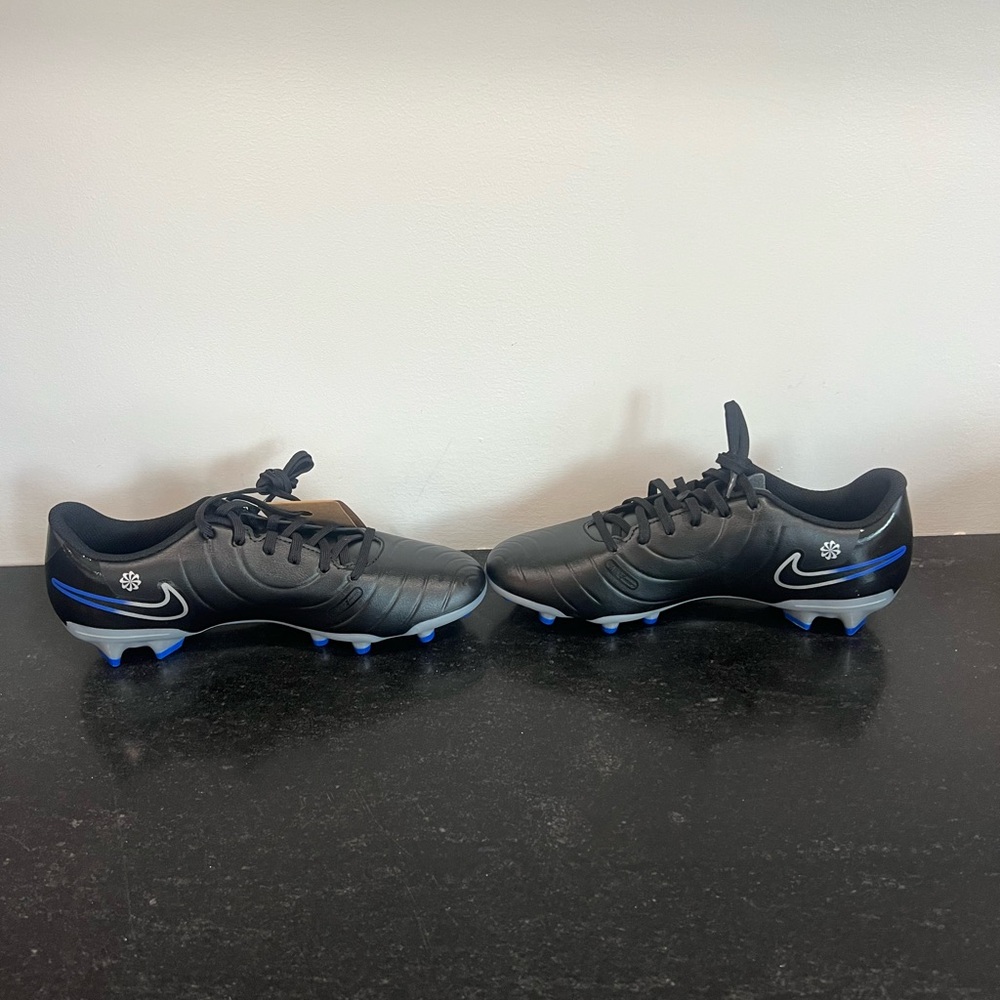 Nike Men’s 8 Tiempo Legend 10 Club Multi-Ground Low-Top Soccer Cleats DV4344-040 - Picture 9 of 11